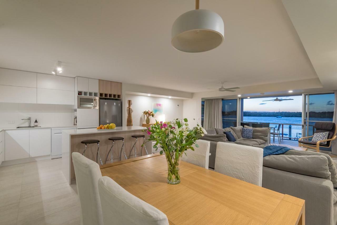 Anchorage - Riverfront Luxury On Gympie Terrace Noosaville Bagian luar foto
